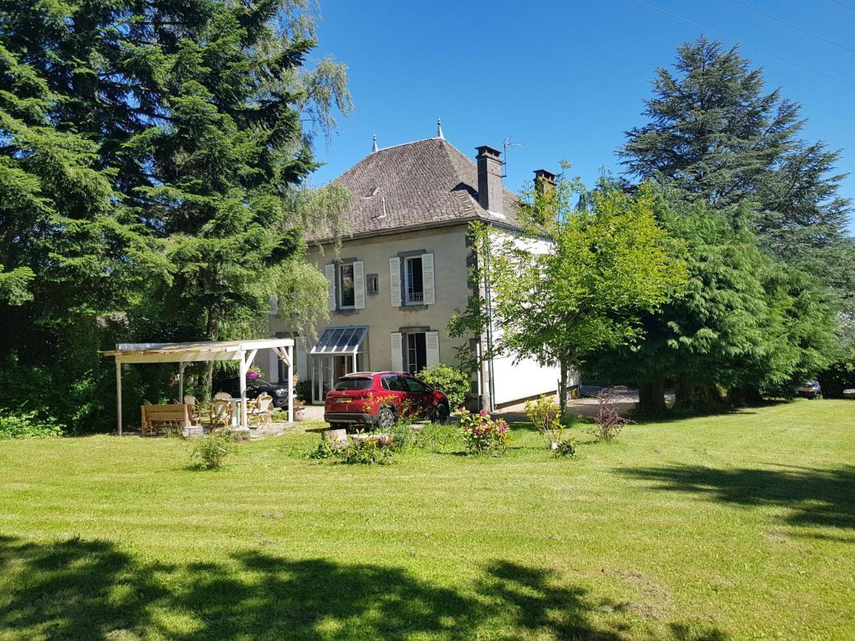 Domaine Les Pradets Acomodação com café da manhã La Bourboule Exterior foto